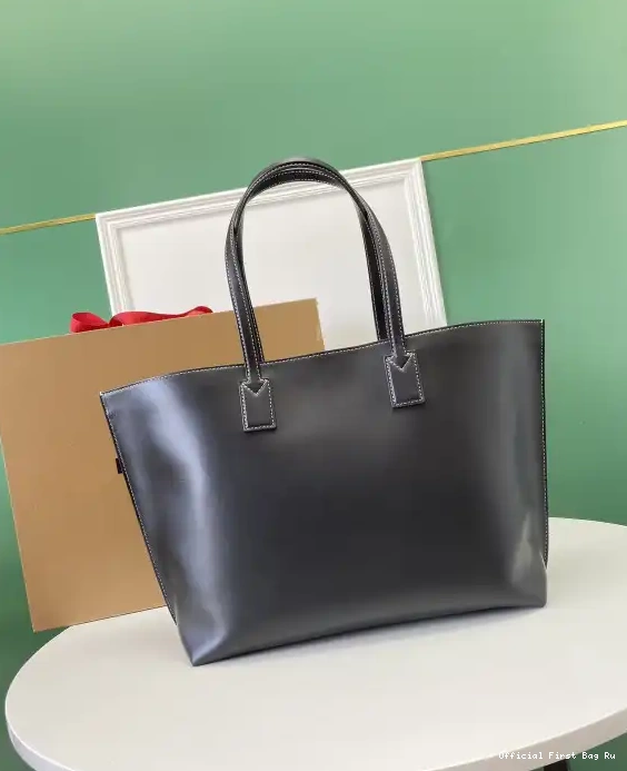 Official FirstBag Ru Motif Tote Monogram Leather Medium BURBERRY 0501